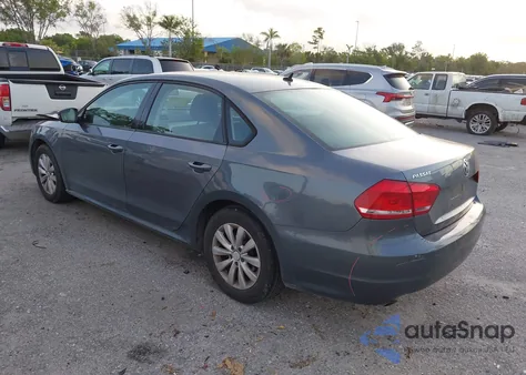 2013 Volkswagen Passat 2.5L S из США, поврежденный, VIN 1VWAP7A36DC114152